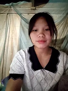 linh-miu99 网络视讯表演