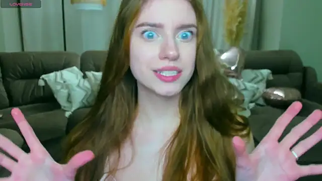 Erica_Kiss: онлайн-секс-чат