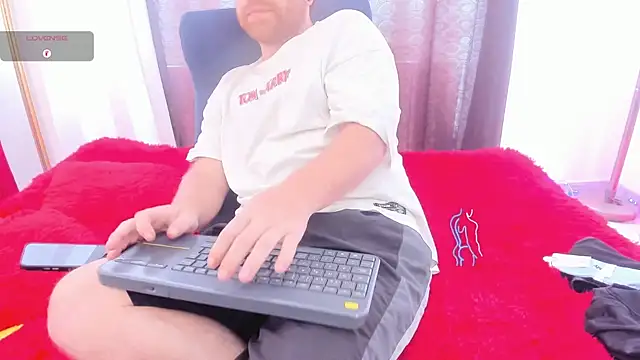 عرض كام michacosio