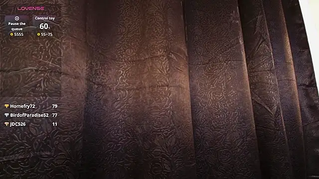 Chat +18 de Hanna_Becker_ ao vivo