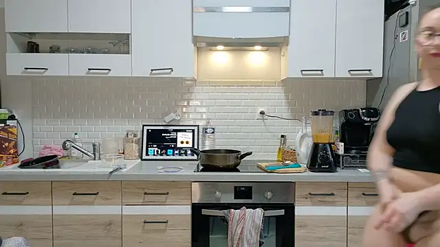 TokyoAna: онлайн-секс-чат