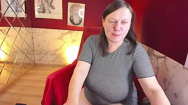 Chat +18 de KellyPerfection ao vivo