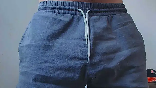 Czat XXX na żywo – thomas_gun