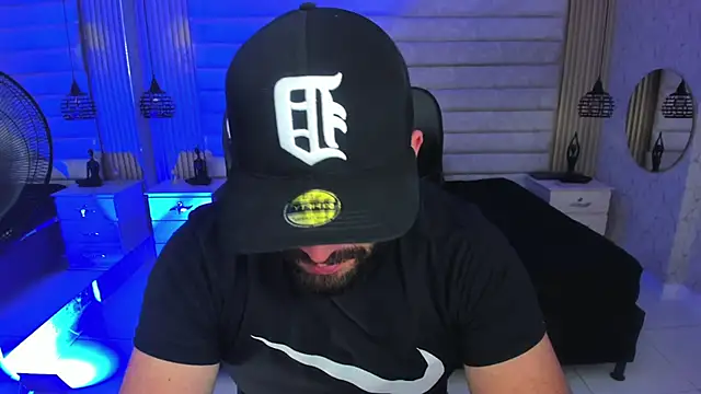 Chatroom XXX en direct de jhon_bear03