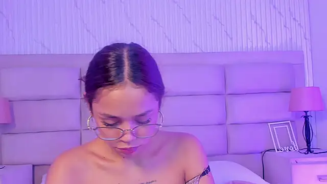 CarolineFyre: απευθείας συνομιλία ΧΧΧ