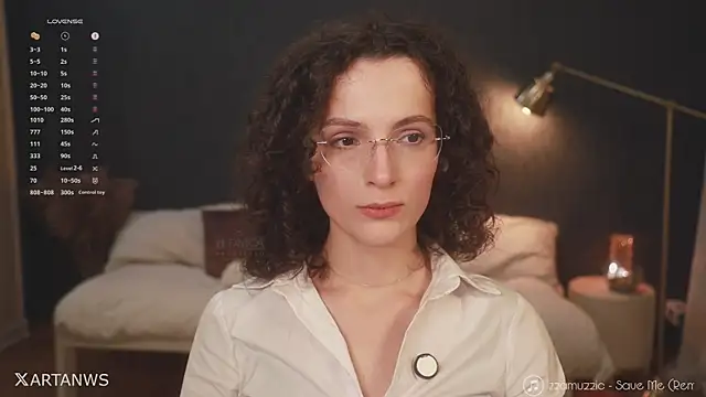 _arta_'s Live XXX Chat