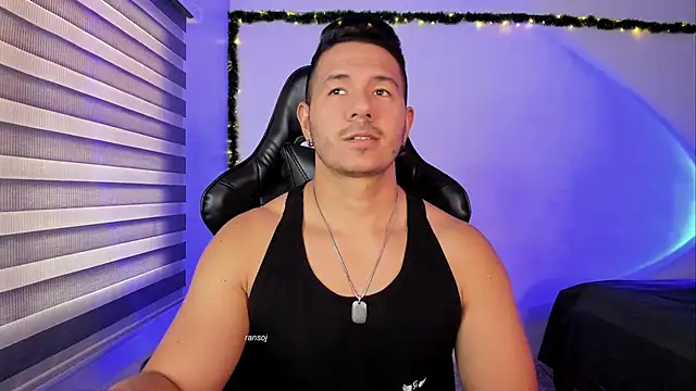 ransoj Live XXX Chat