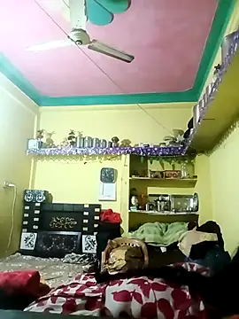 Pokazy przed kamerką – Jaya_Iyer