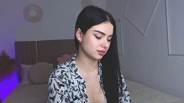 Chat +18 de Silena_sky ao vivo