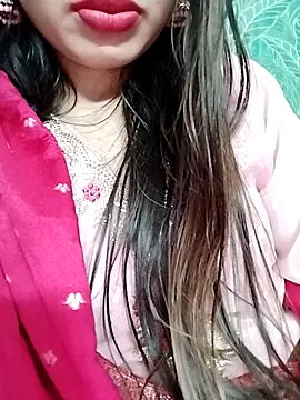 XXX chat uživo modela Noor_Darliing