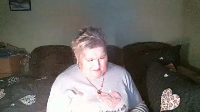 Lana555 Show in webcam