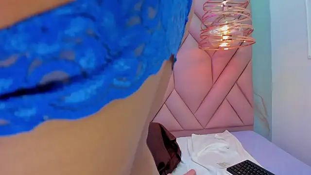 Chat +18 de Ibbie_drastic ao vivo