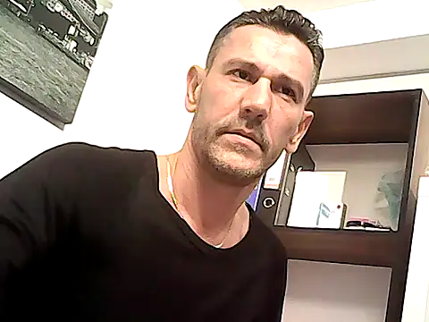 mastercharisma35 Chat XXX live