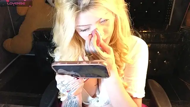 XXX chat uživo modela Kitty_fox_b