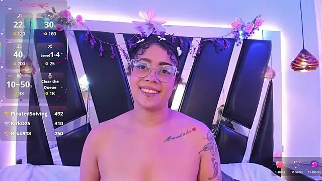 Chat +18 de antonelllepiercee ao vivo