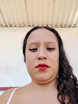 Chat +18 de You-sexy-starr ao vivo