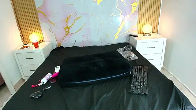 Chat +18 de AprillRoss ao vivo