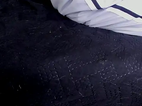 Chatroom XXX en direct de Dogan_Renzo0