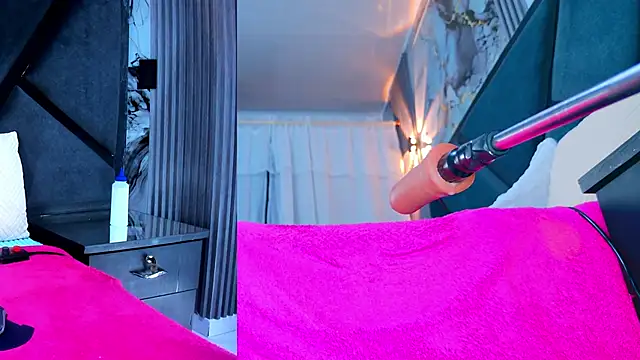 NathaxaLeans Chat XXX in diretta