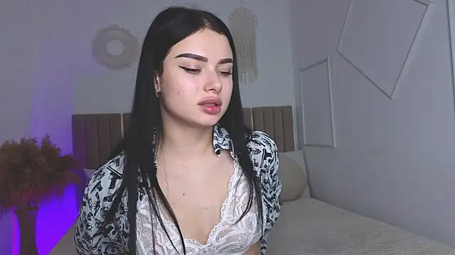 Silena_sky's Live XXX Chat