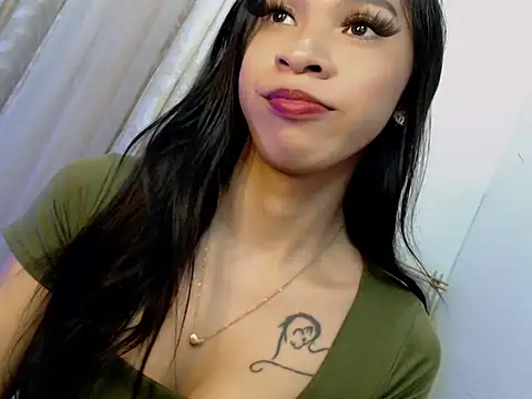 ZoeyTuazon Pertunjukan Webcam