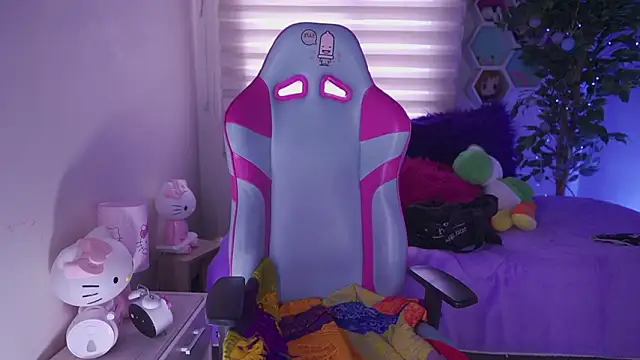 Rebecah_1 লাইভ XXX চ্যাট