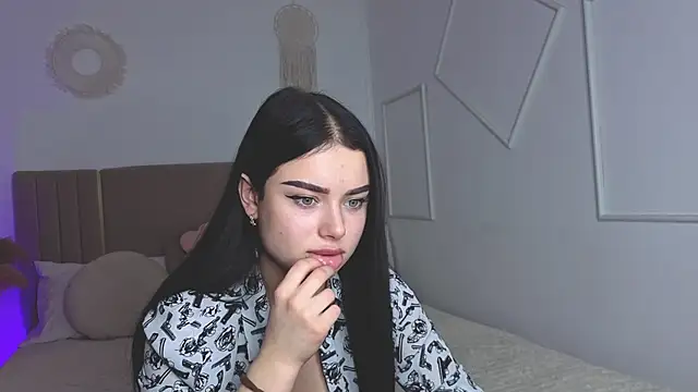 Czat XXX na żywo – Silena_sky