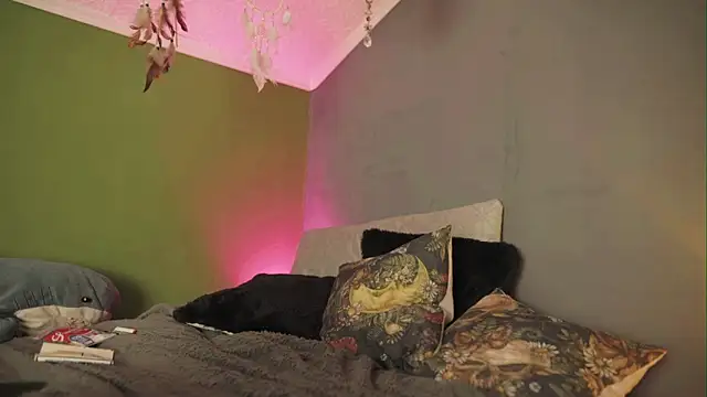 Pokazy przed kamerką – RusBradPitt