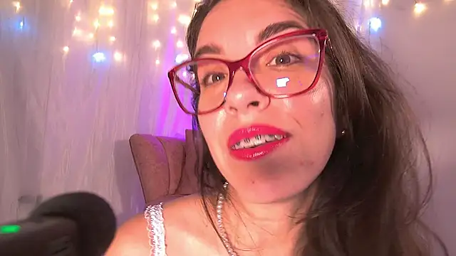 Giiadior1: онлайн-секс-чат