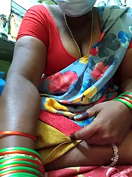 Tamilselviroja- Adlı Modelin Canlı XXX Sohbeti