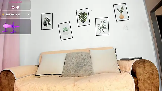 DomenicaW 在線直播表演