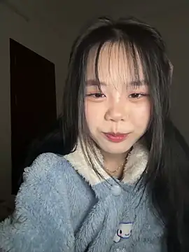 Czat XXX na żywo – Emely-lysea