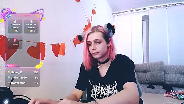 Pokazy przed kamerką – Littlepinkcat