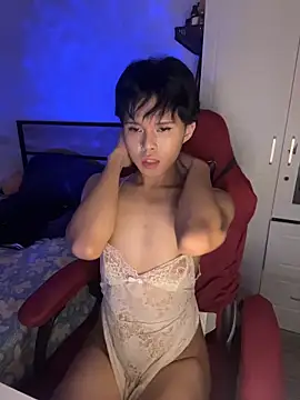 Luxxara 网络视讯表演