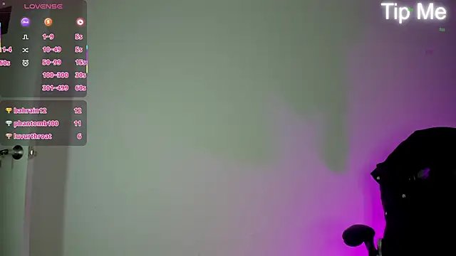 april_dumont élő XXX-chatje