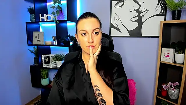 Chatroom XXX en direct de FUN_AMI