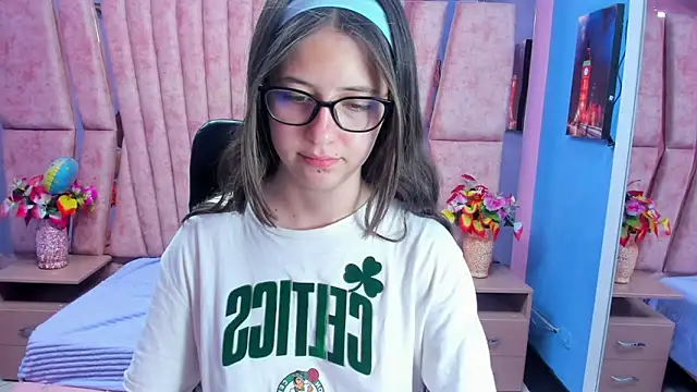 sarah_sweett_ Chat XXX live