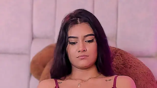 KatherineRuiz_ – Naživo XXX chat