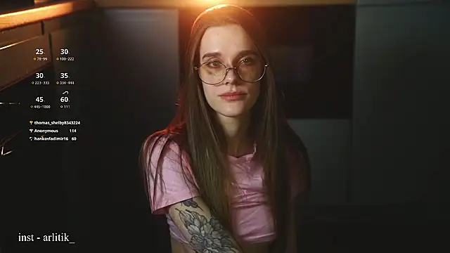 ArlitikのライブXXXチャット