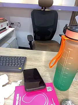 Sembang XXX Secara Langsung isabella_horney_