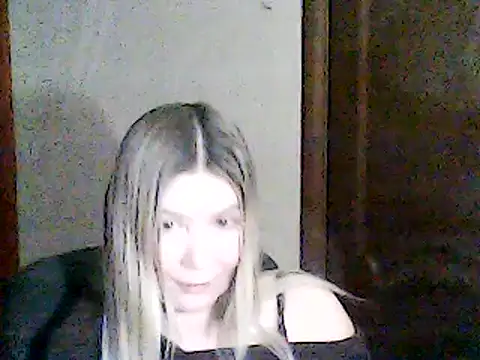 Kovirith 现场XXX聊天