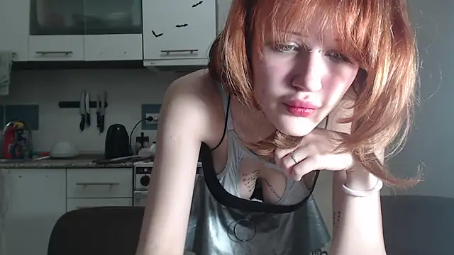 SolarAdrienne – Naživo XXX chat