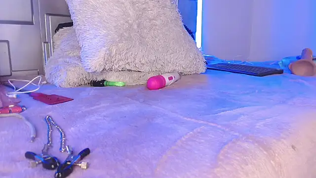 lunabloom2 Adlı Modelin Web Kamerası Şovu