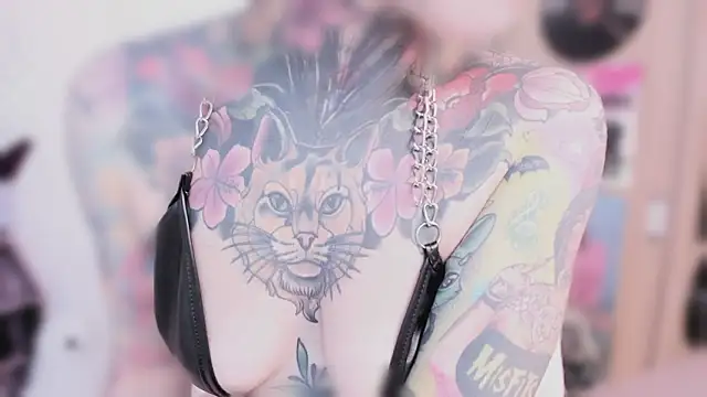 แชท XXX สดของ NikkiRamone