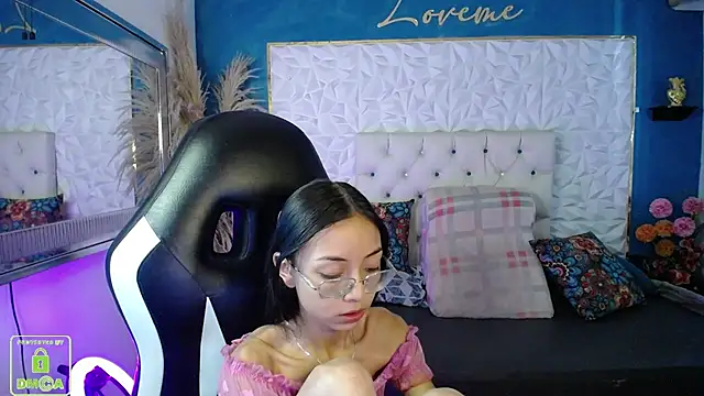 NathaliaSweet_11's Live XXX Chat