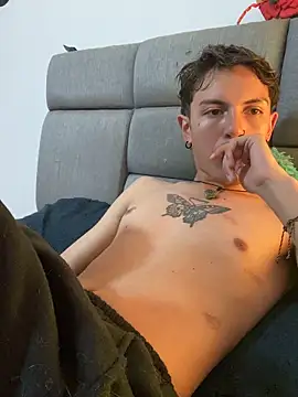 Sembang XXX Secara Langsung NaytonFreeman