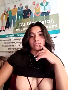 ANDREA-10_ élő XXX-chatje