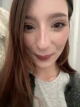 Chat XXX en directo de LilluKatten