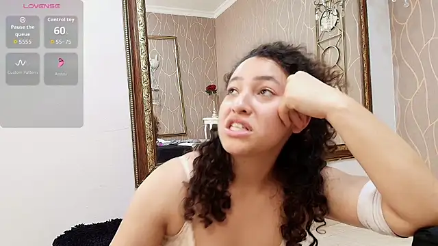 Chatroom XXX en direct de meganrousx