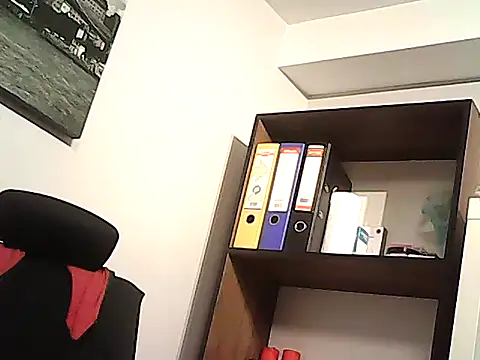 mastercharisma35 Adlı Modelin Canlı XXX Sohbeti